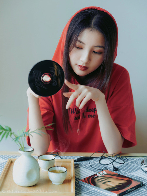 _猛龙队防守严密，成功遏制对手攻势_，猛龙队伍