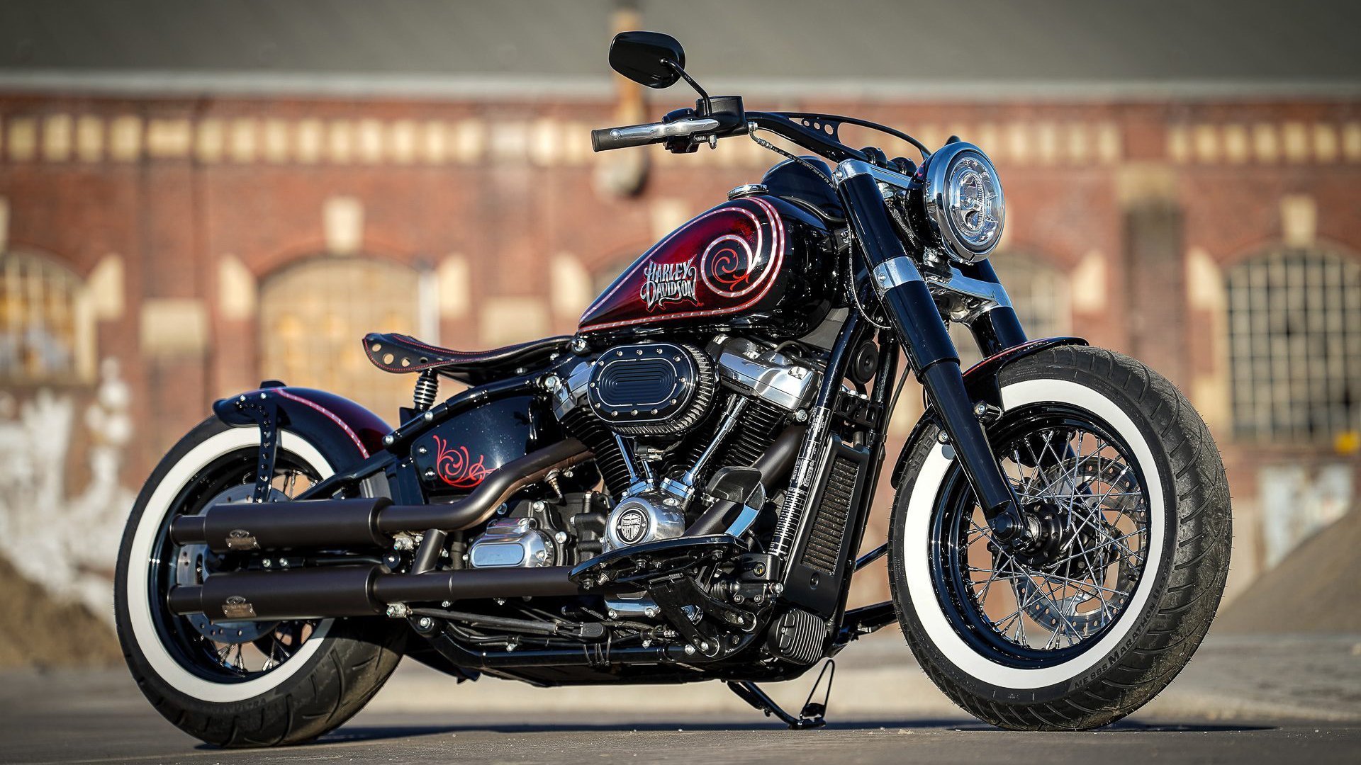 奥利·沃特金斯因伤退出英格兰国家队,沃特金斯格伦州立公园