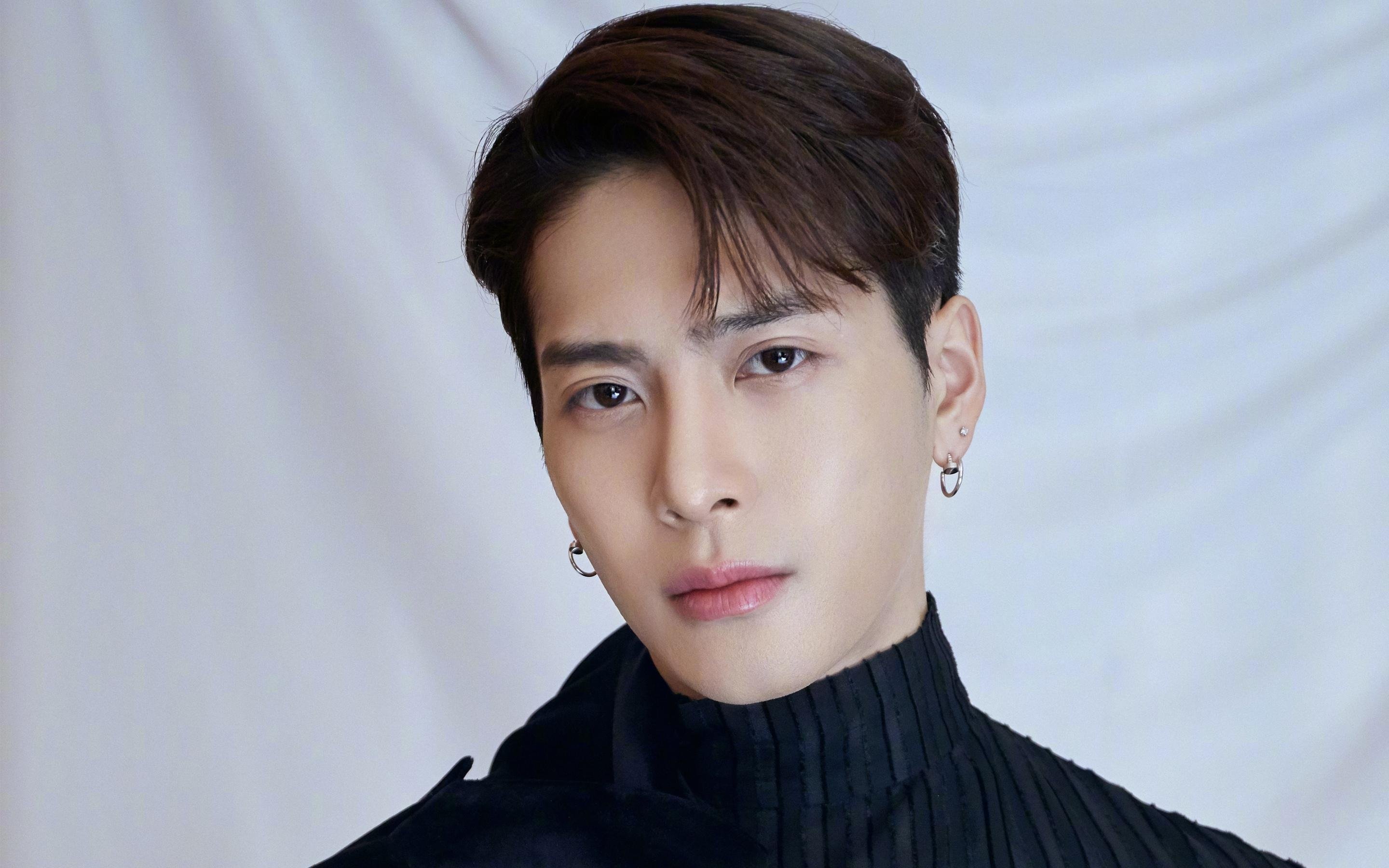 奥古斯堡遭受打击不利，需要及时调整战术，奥古斯堡学院