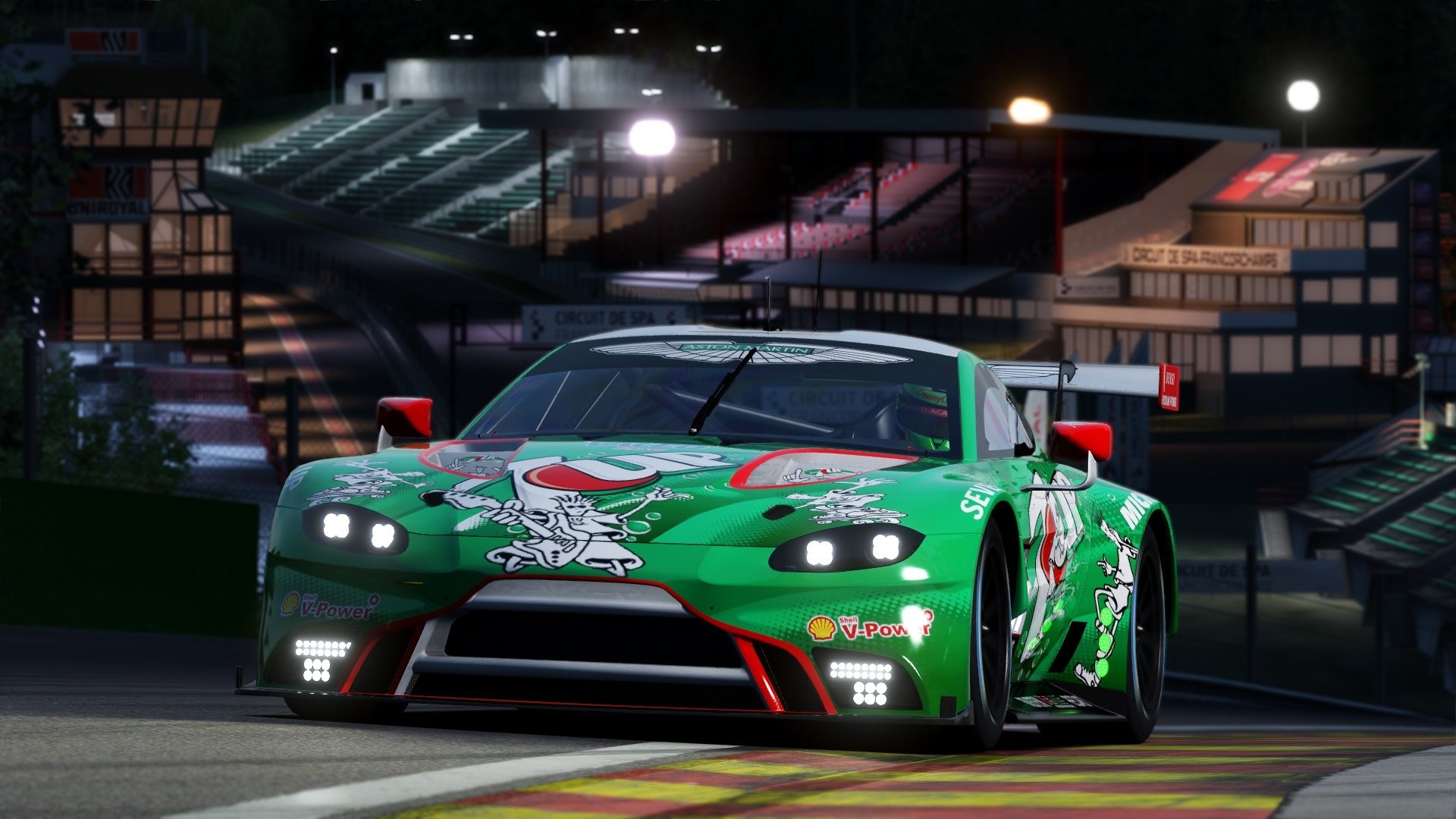 国足场上球员反应速度评分与角色分布关联,足球比赛中反应速度动作速度