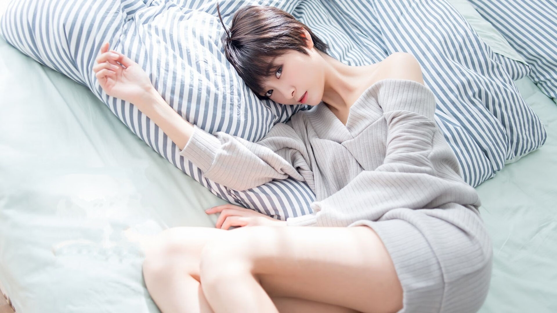 英超裁判组语义同步工具用于多裁联动判罚协同测试,英超裁判出牌